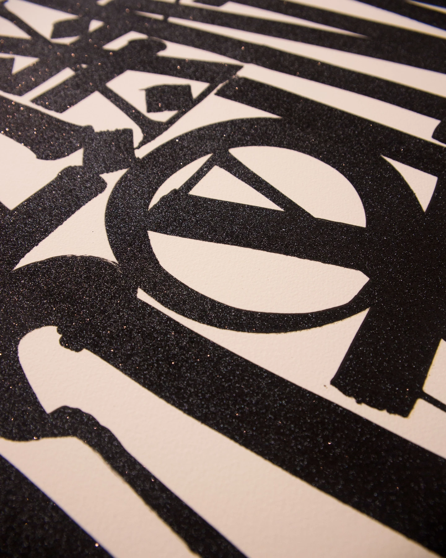 Glitter surface — oblique detail